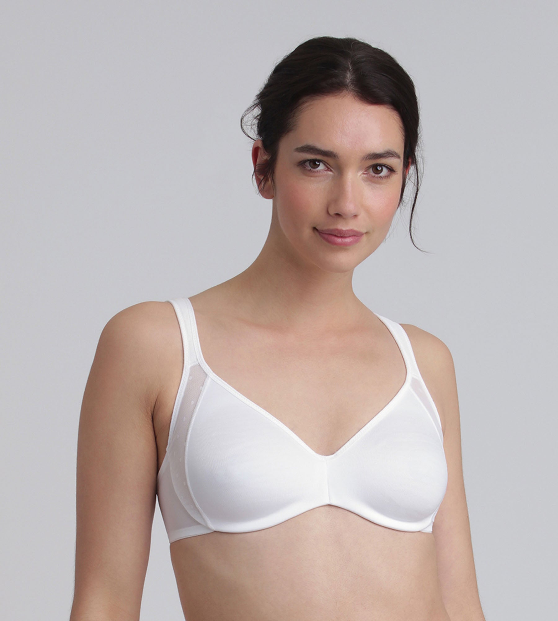 Playtex® Sujetador reductor blanco Expert in Silhouette