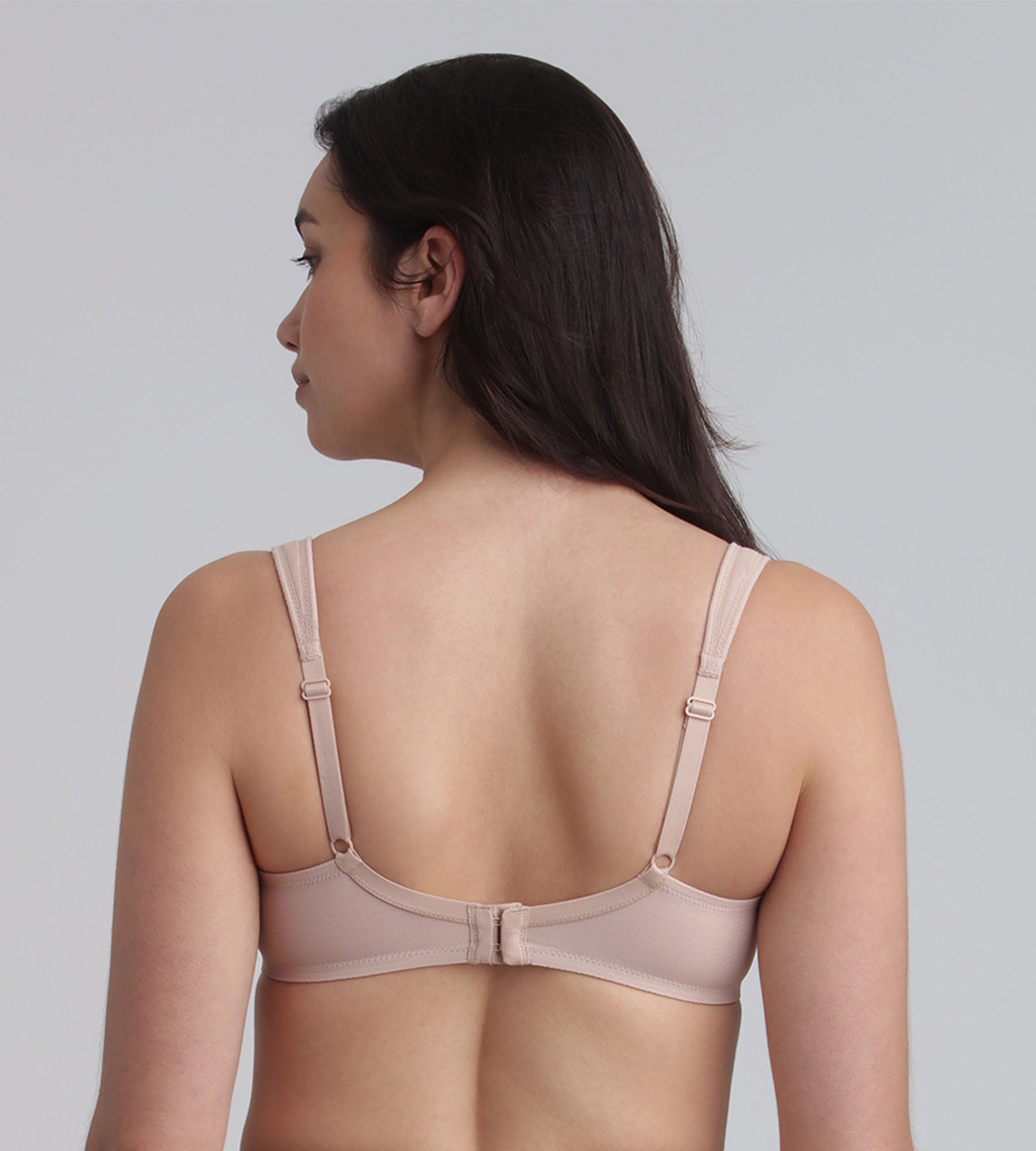 Playtex® Sujetador reductor beige Expert in Silhouette