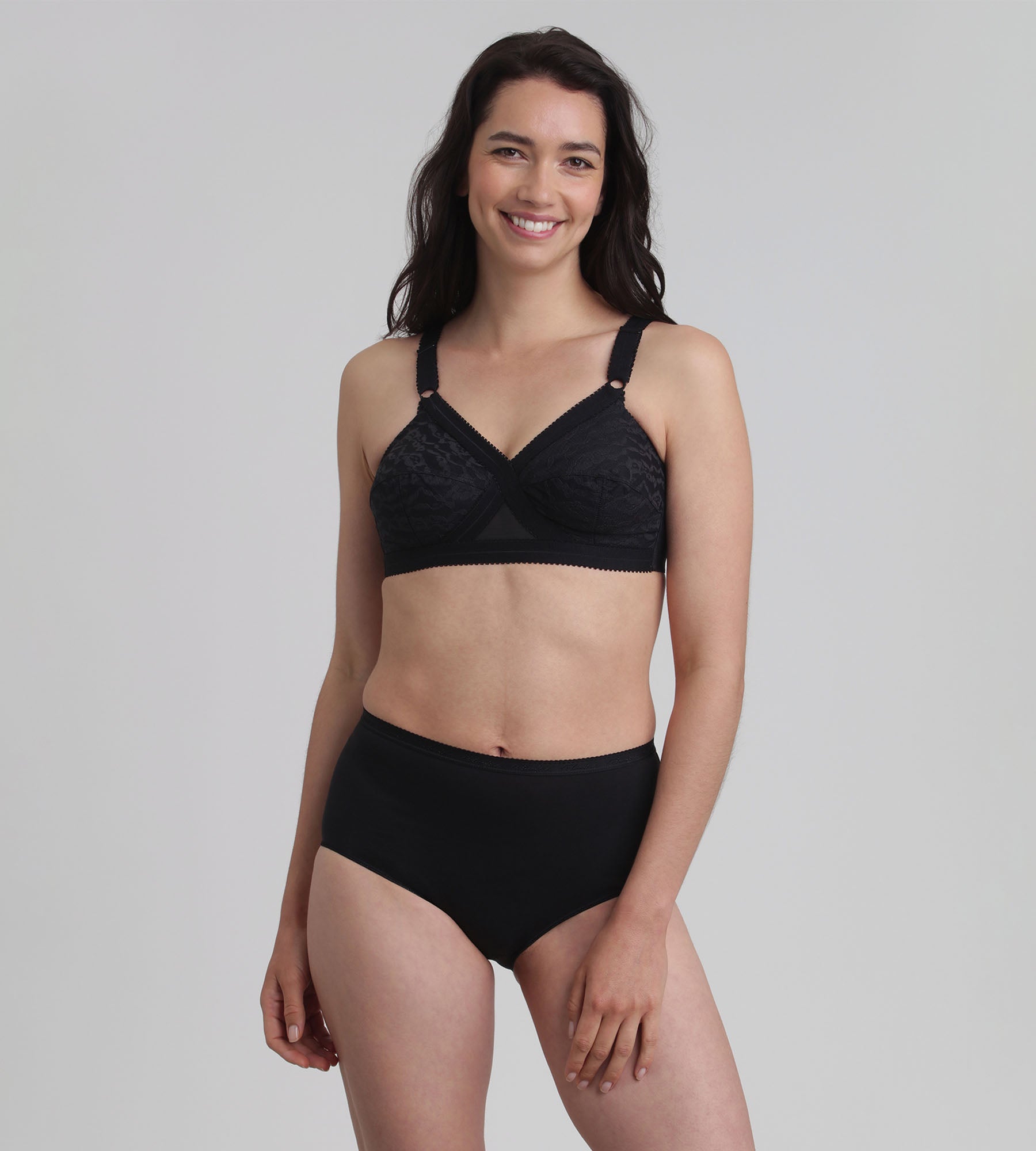Playtex® Sujetador sin aros negro Cruzado Mágico 556