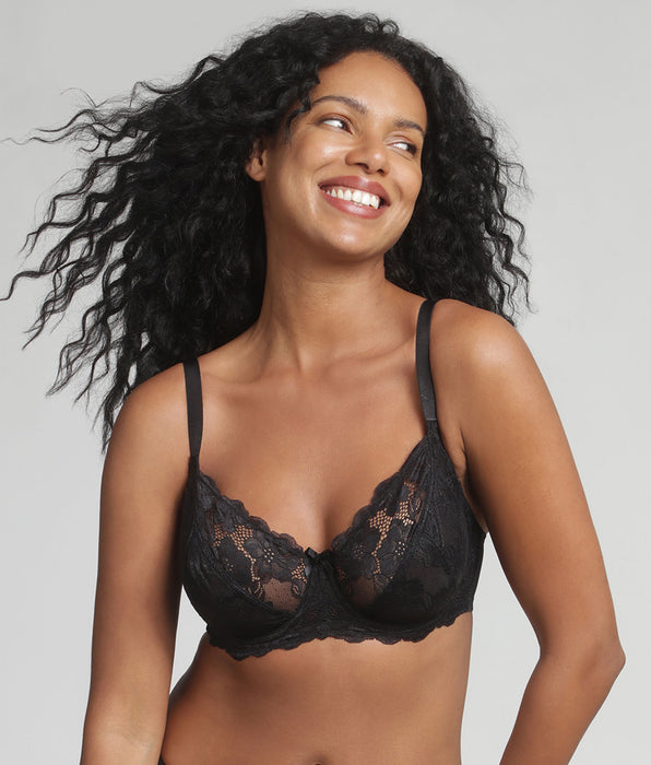 Playtex® Sujetador de encaje de media copa negro Essential Elegance