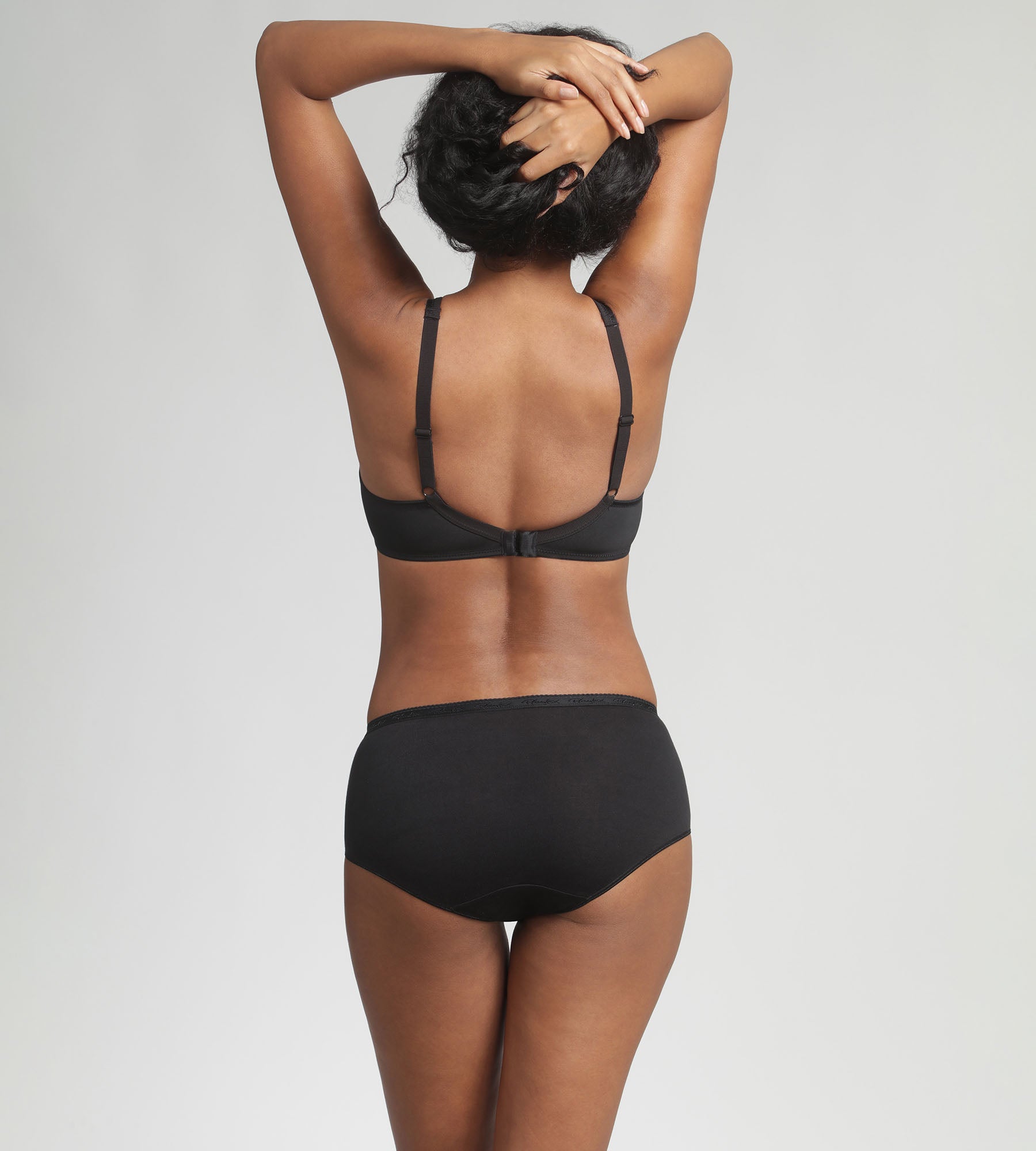 Playtex® Sujetador con aros negro Essential Support