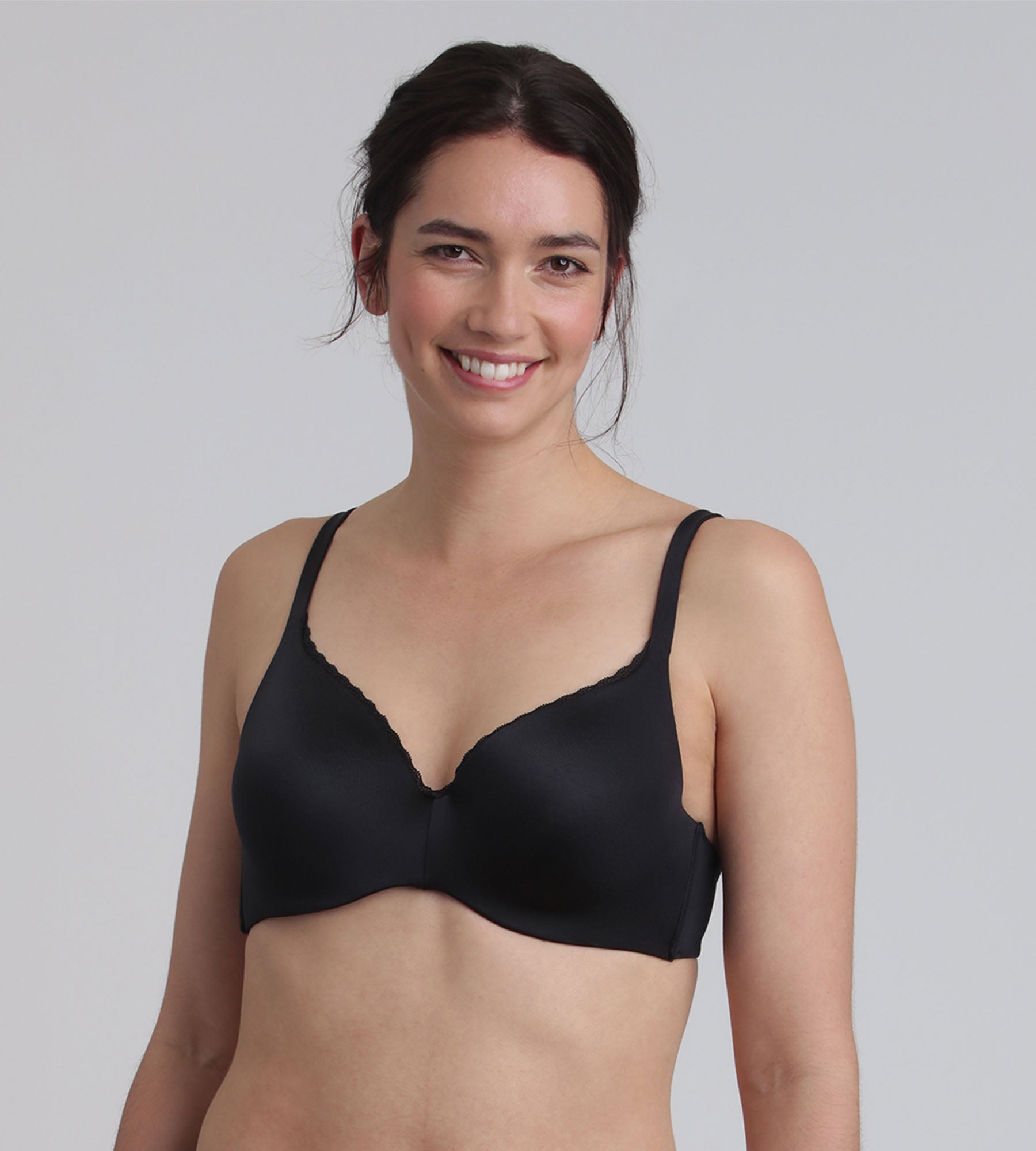 Playtex® Sujetador negro con aros extraíbles 24 Horas