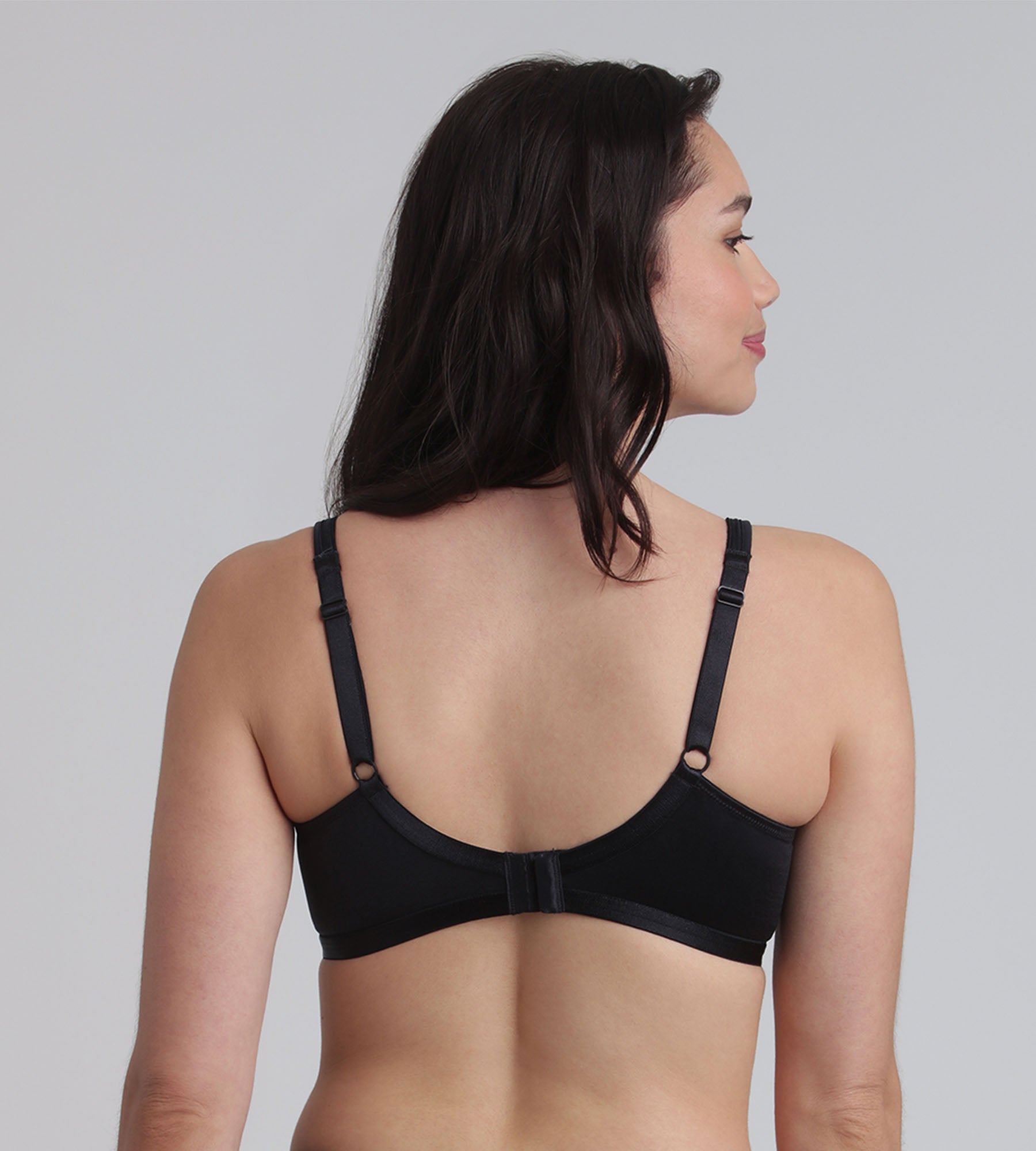 Playtex® Sujetador sin aros negro Satiny Microfiber