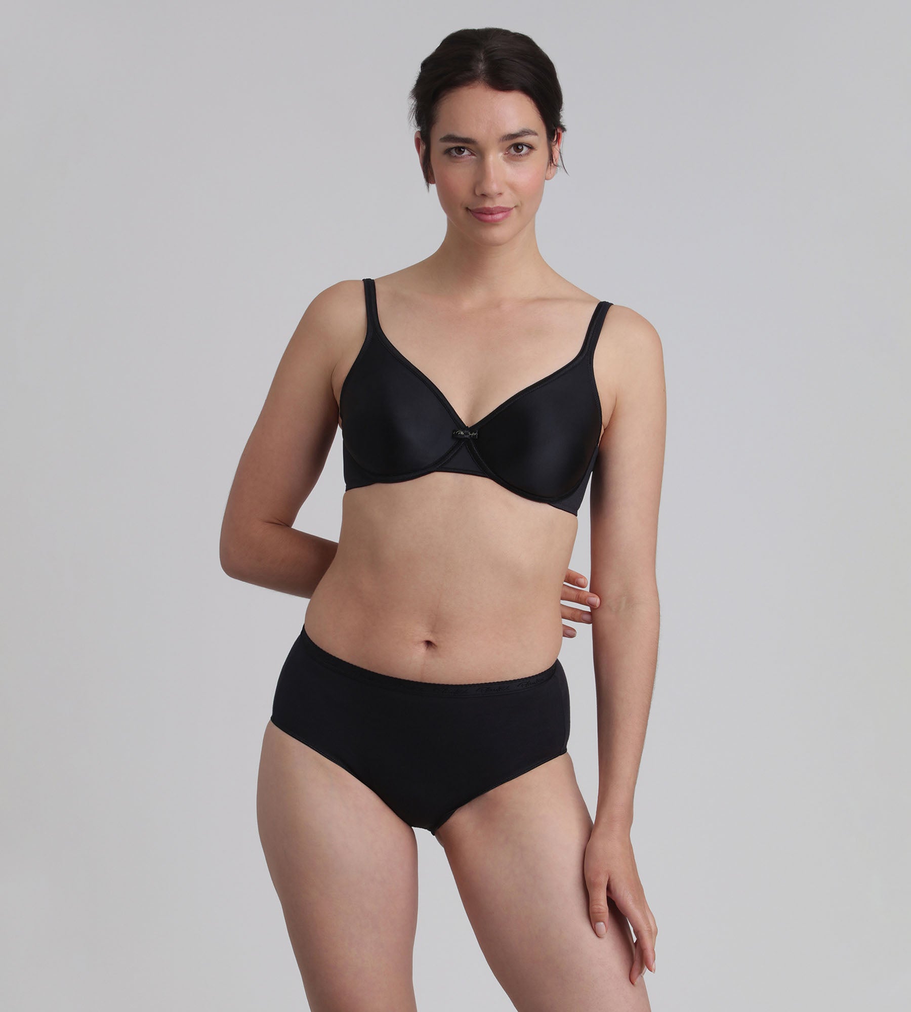 Playtex® Sujetador con aros negro Cruzado Mágico Satén