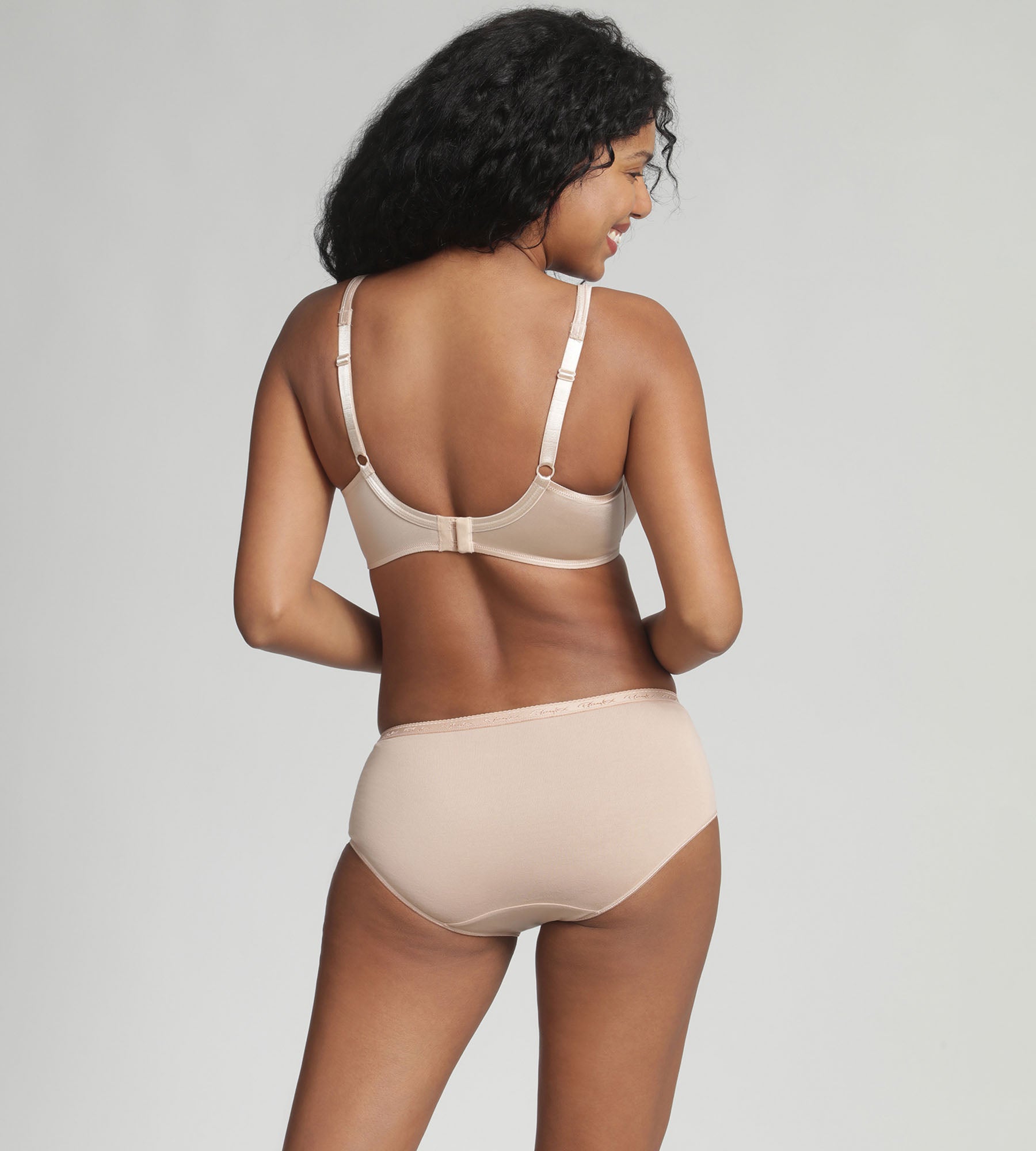 Playtex® Sujetador con aros beige Cruzado Mágico Satén