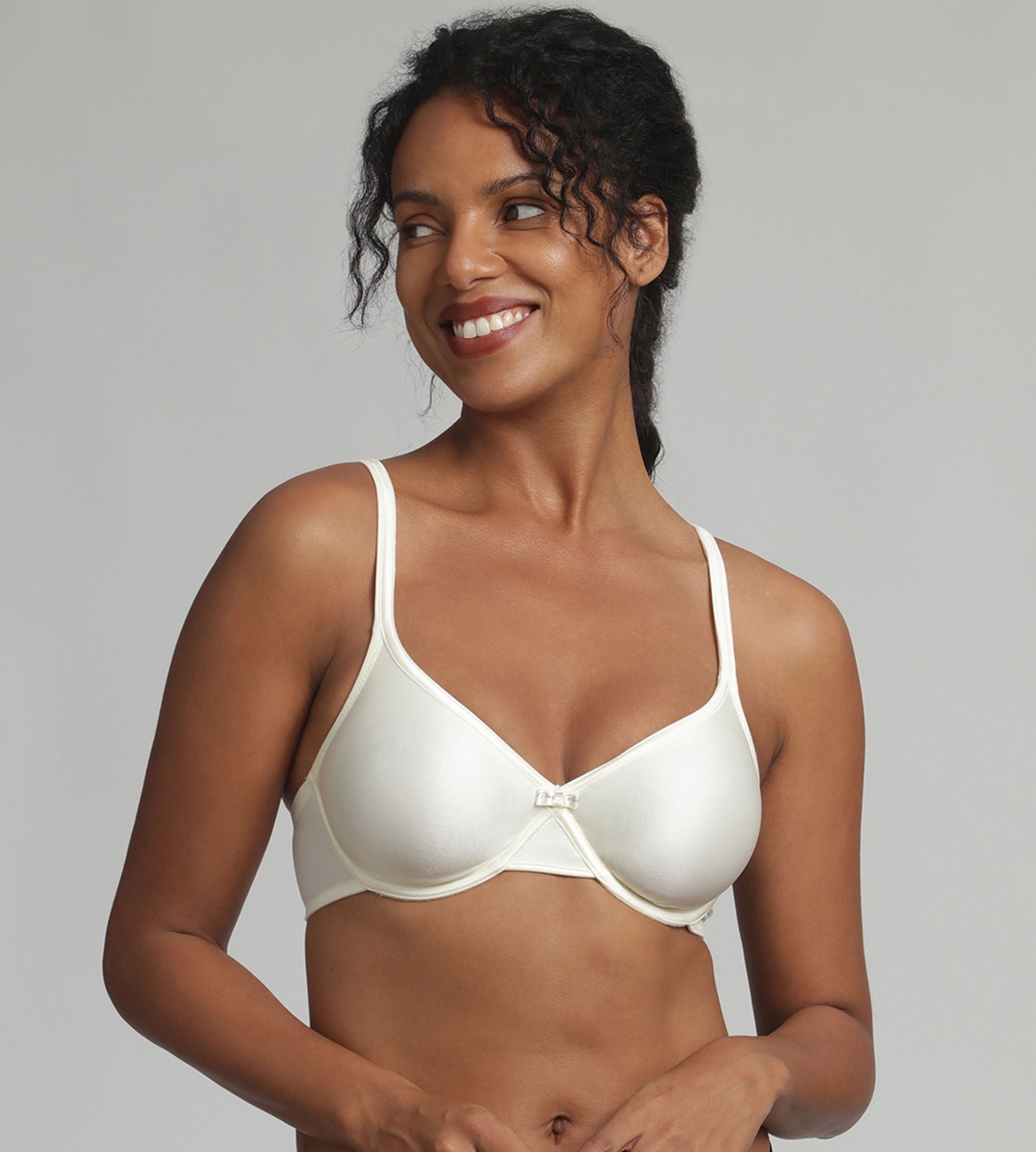 Playtex® Sujetador con aros marfil Cruzado Mágico Satén