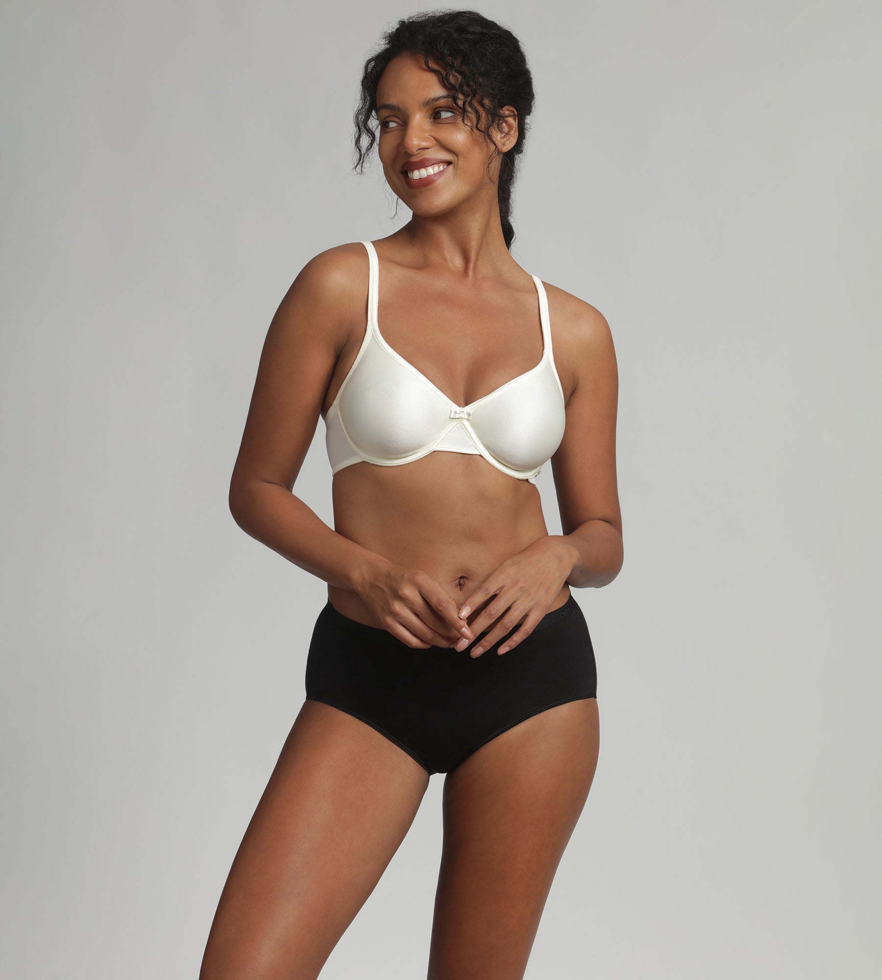 Playtex® Sujetador con aros marfil Cruzado Mágico Satén