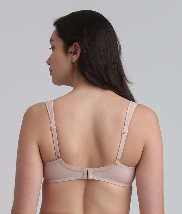 Playtex® Sujetador reductor beige Expert in Silhouette
