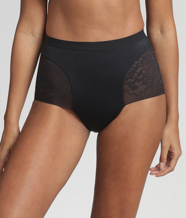Playtex® Braga maxi negra Expert in Silhouette