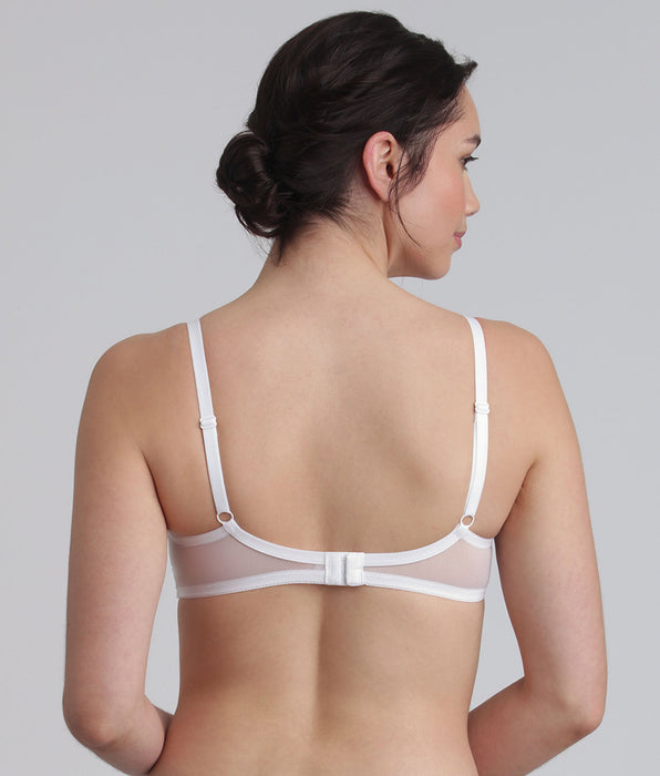 Playtex® Sujetador de encaje de media copa blanco Essential Elegance
