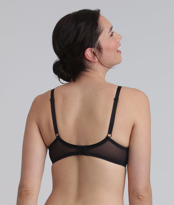 Playtex® Sujetador de encaje negro sin aros Essential Elegance