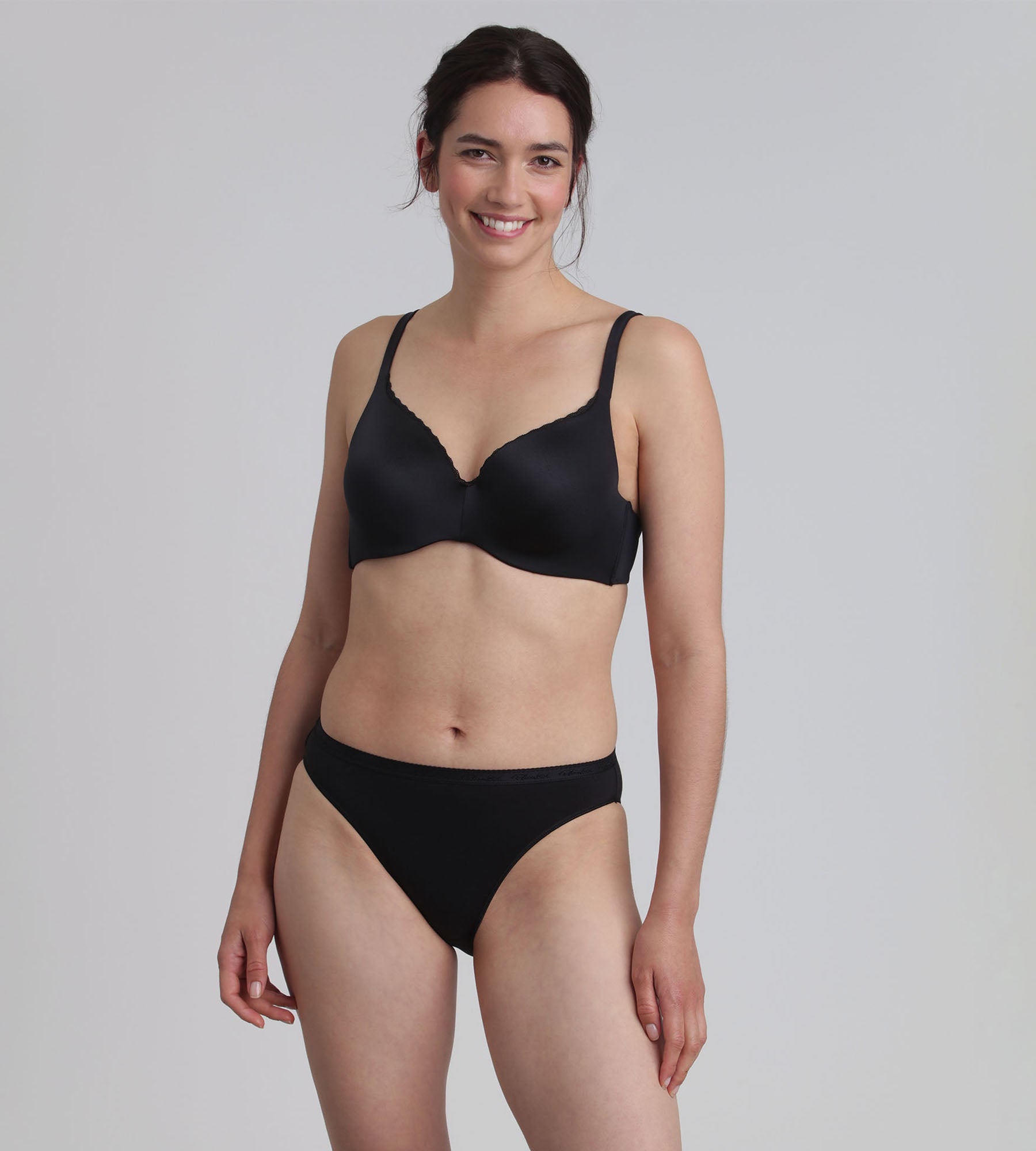 Sujetador negro con aros extraíbles 24 Horas Playtex®